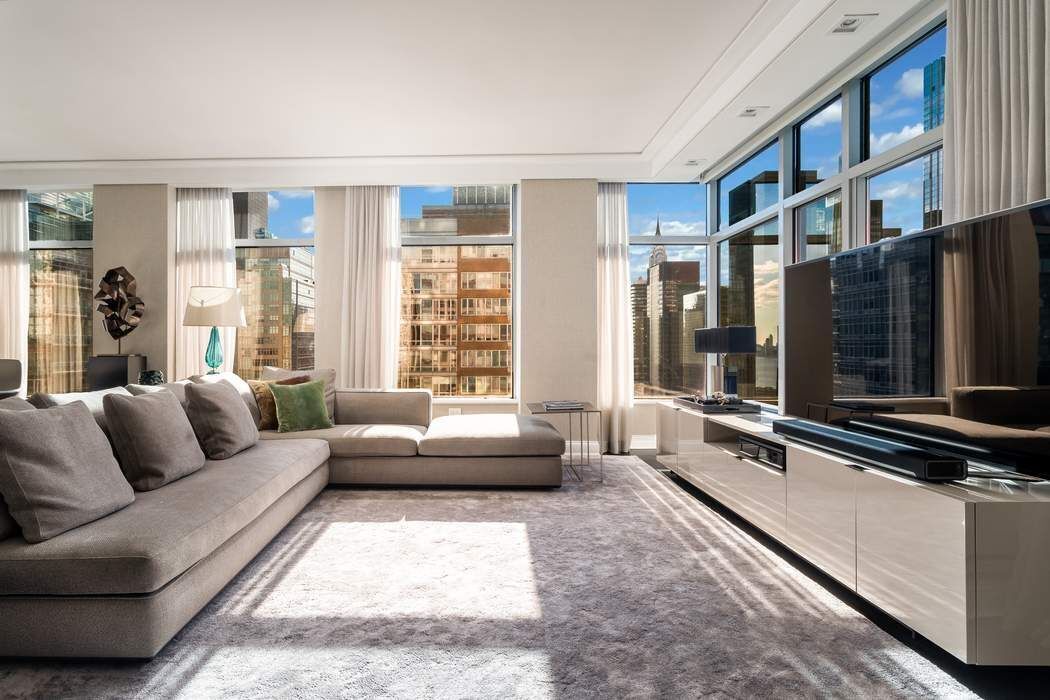 250 East 54th Street Turtle Bay New York NY 10022