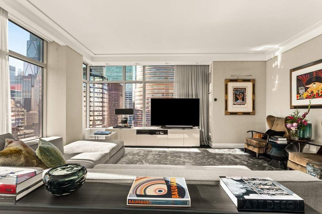 250 East 54th Street Turtle Bay New York NY 10022