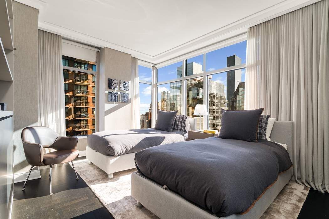 250 East 54th Street 29D Turtle Bay New York NY 10022