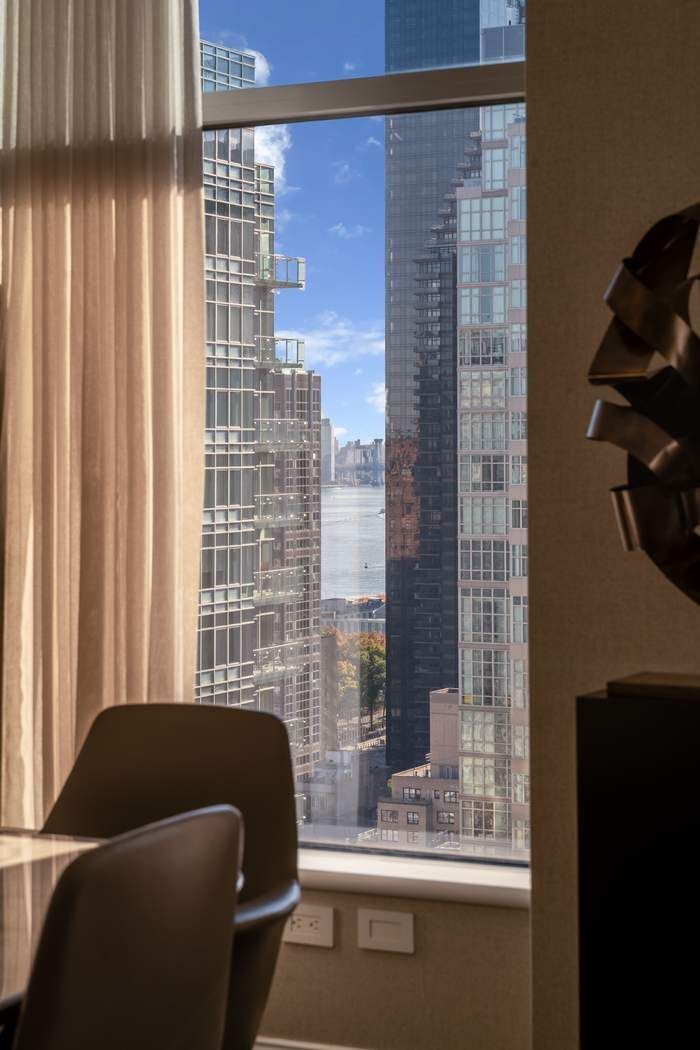 250 East 54th Street 29D Turtle Bay New York NY 10022