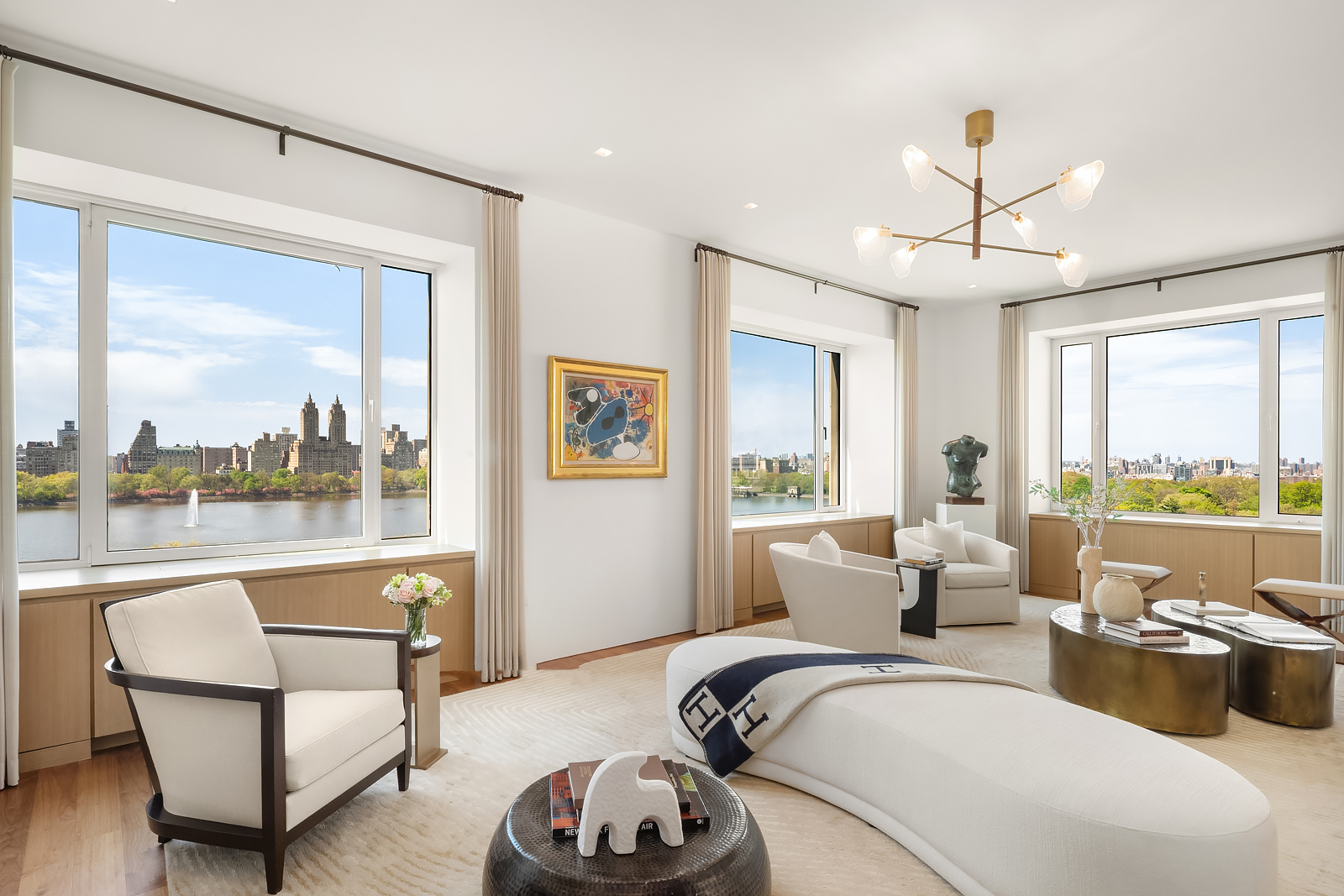 2 East 88th Street — Carnegie Hill