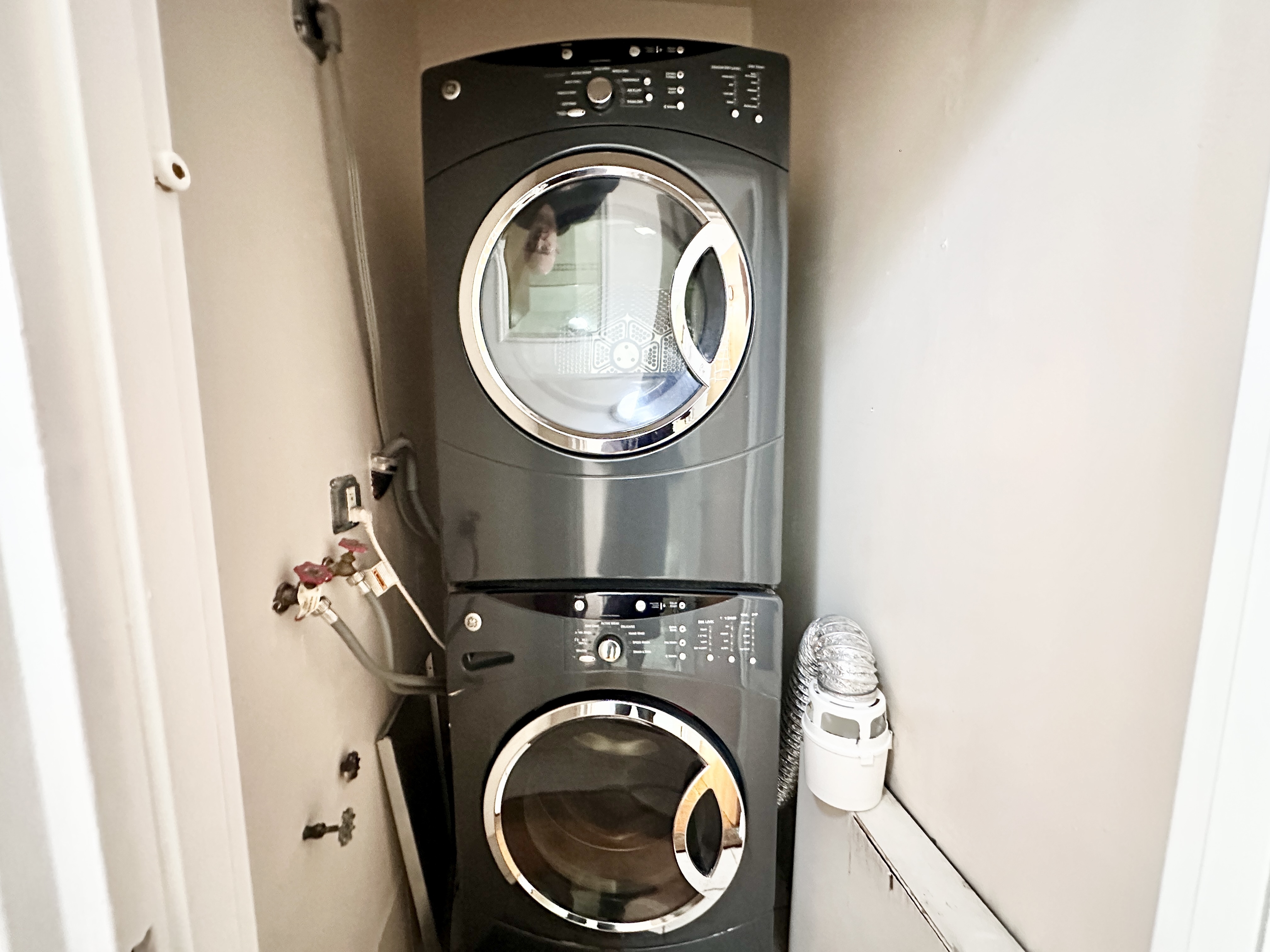 657 Warren Street 2B Park Slope Brooklyn NY 11217