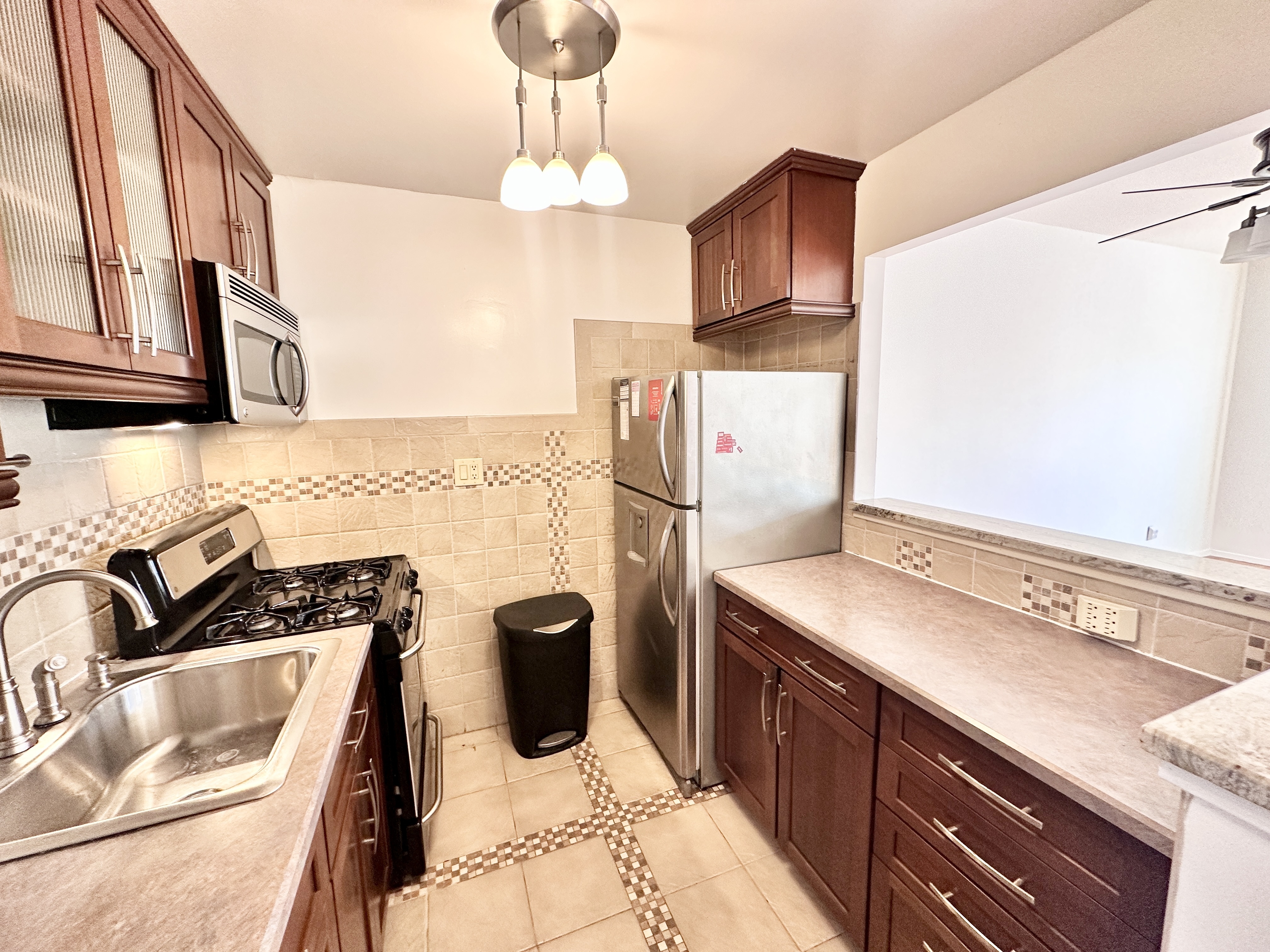 657 Warren Street 2B Park Slope Brooklyn NY 11217