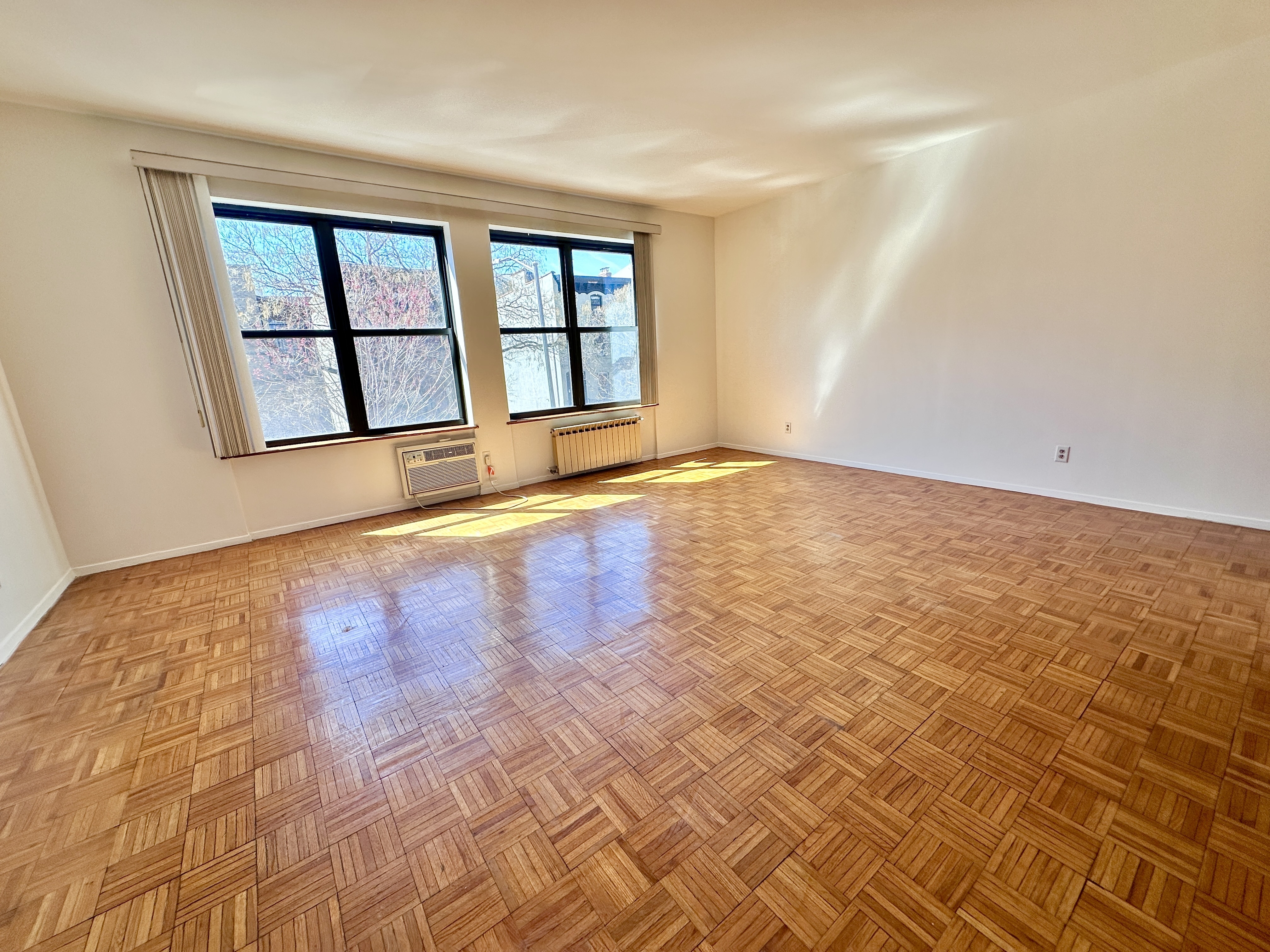 657 Warren Street 2B Park Slope Brooklyn NY 11217