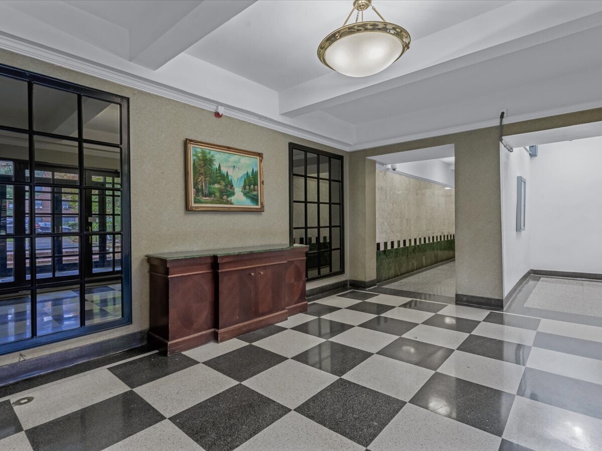 26-25 Union Street 6A Flushing Queens NY 11354