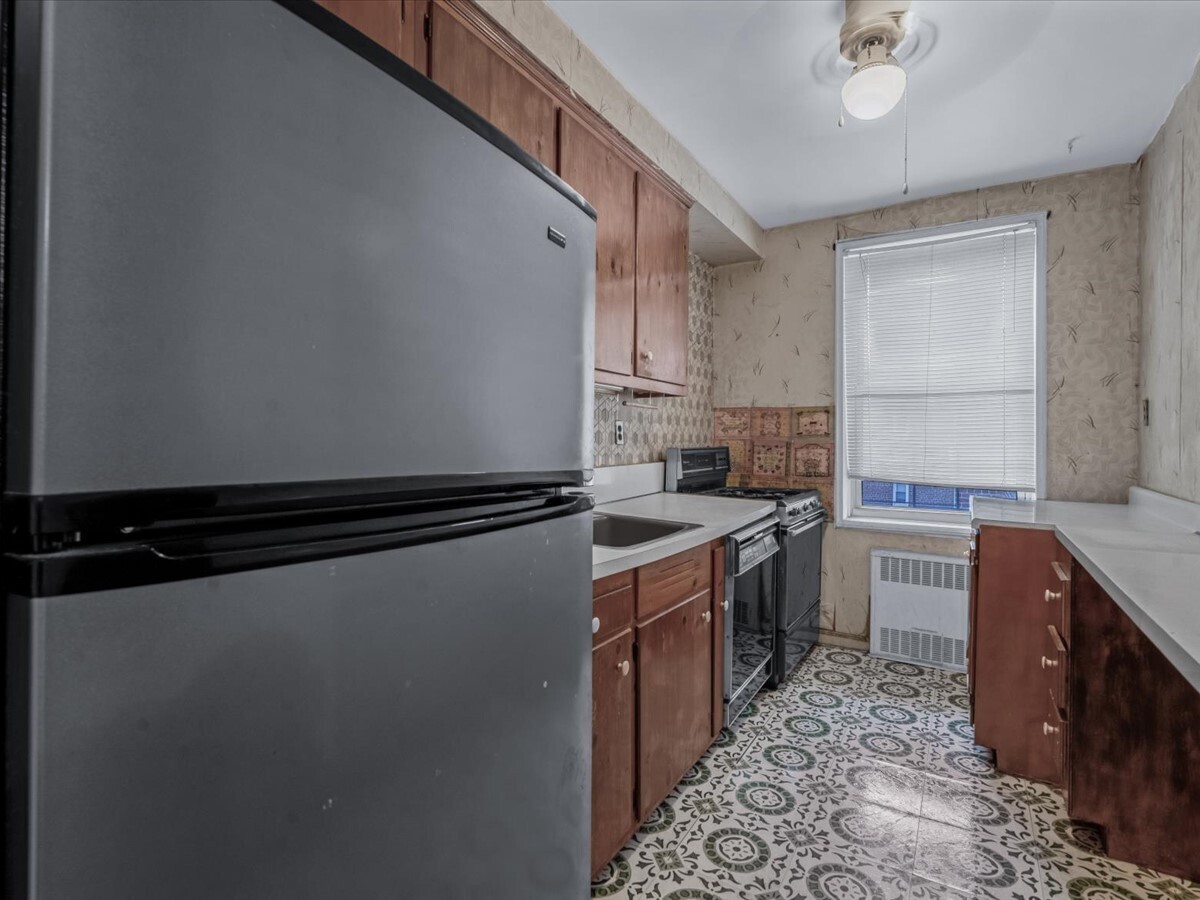 26-25 Union Street 6A Flushing Queens NY 11354