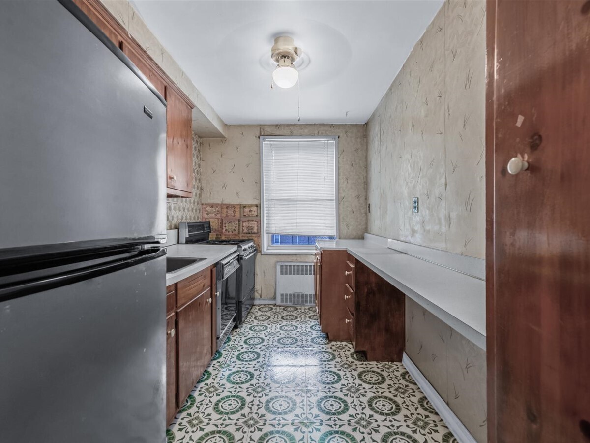 26-25 Union Street 6A Flushing Queens NY 11354