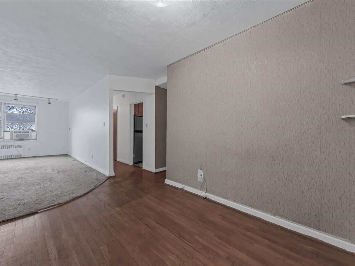 26-25 Union Street 6A Flushing Queens NY 11354