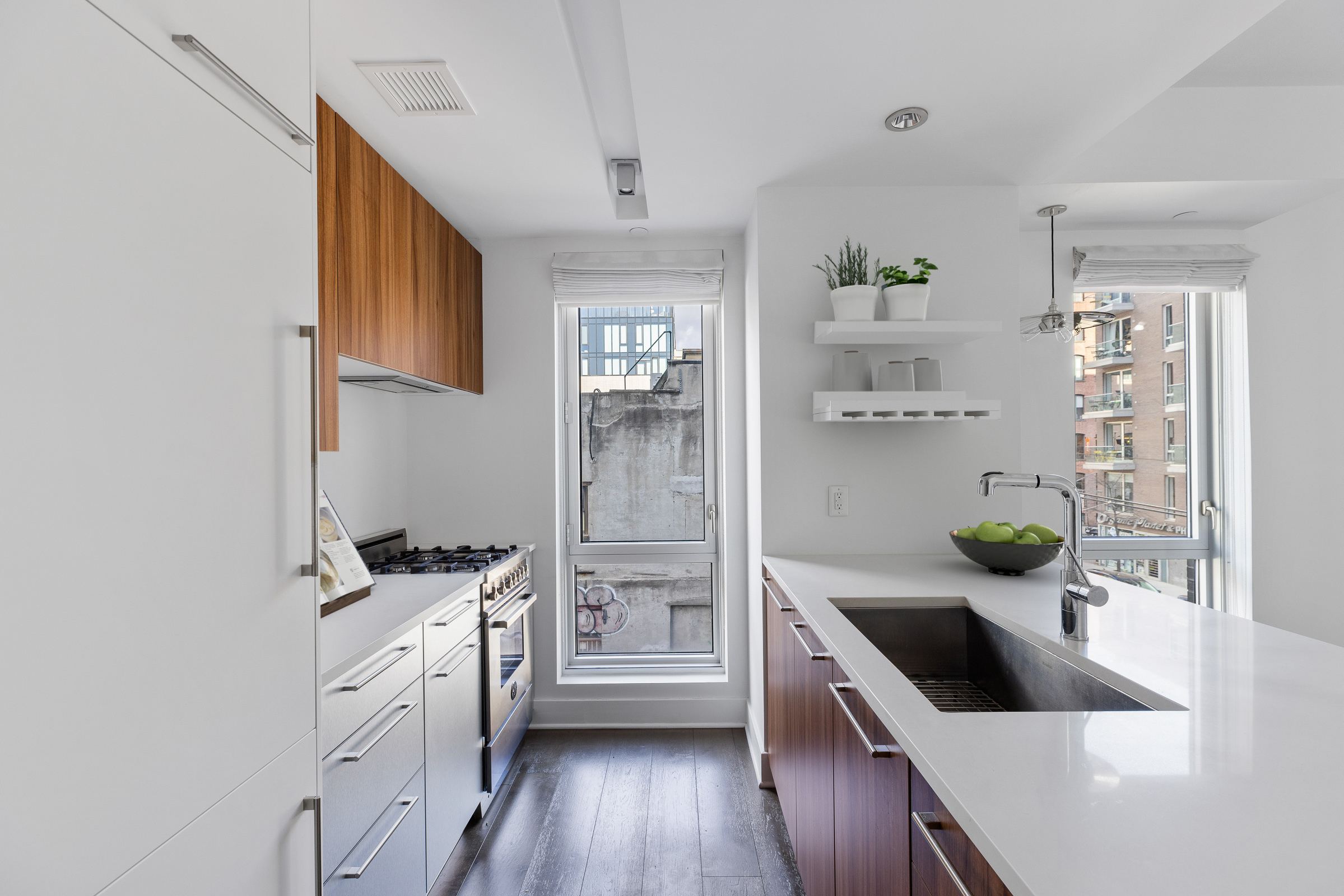 212 North 9th Street 3D Williamsburg Brooklyn NY 11211