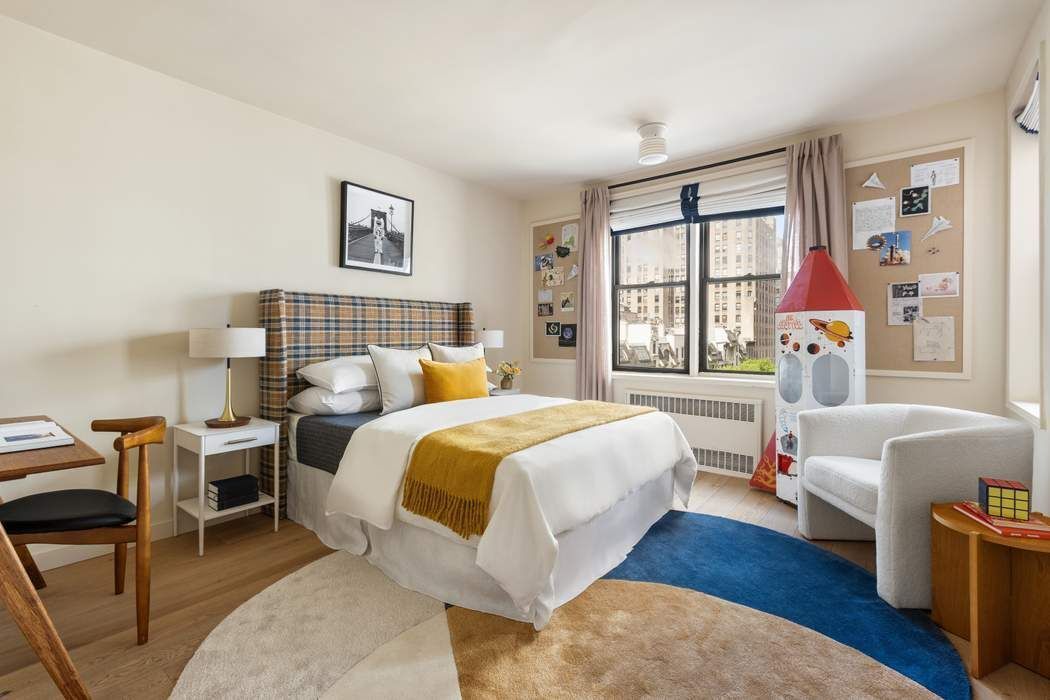 30 East 9th Street 6BBCC Greenwich Village New York NY 10003