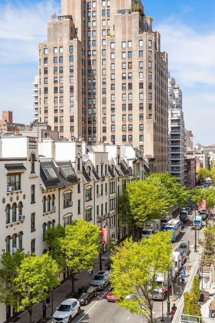 30 East 9th Street 6BBCC Greenwich Village New York NY 10003