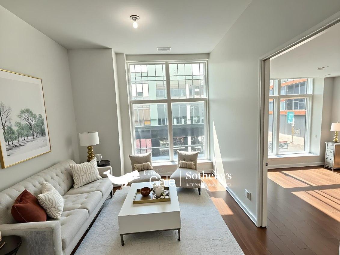 27-20 42nd Road 3E Long Island City Queens NY 11101