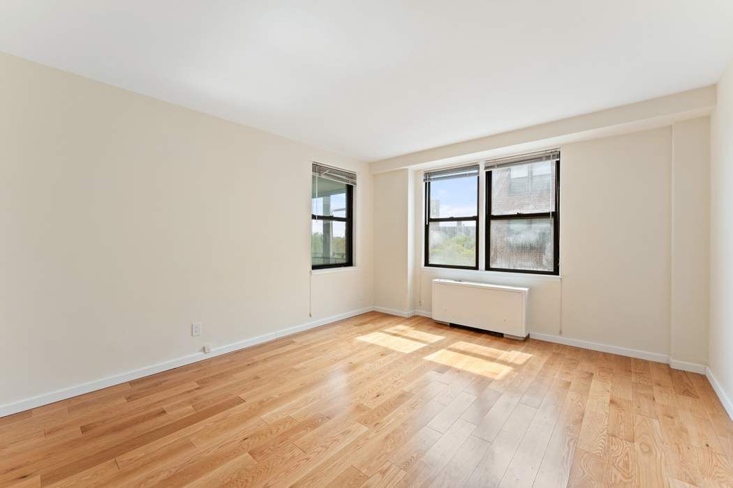 4901 Henry Hudson Parkway West 9F Riverdale Bronx NY 10471