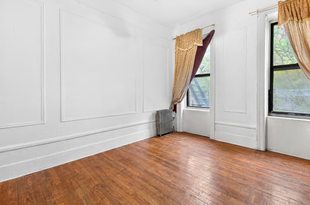 526 West 158th Street Washington Heights New York NY 10032