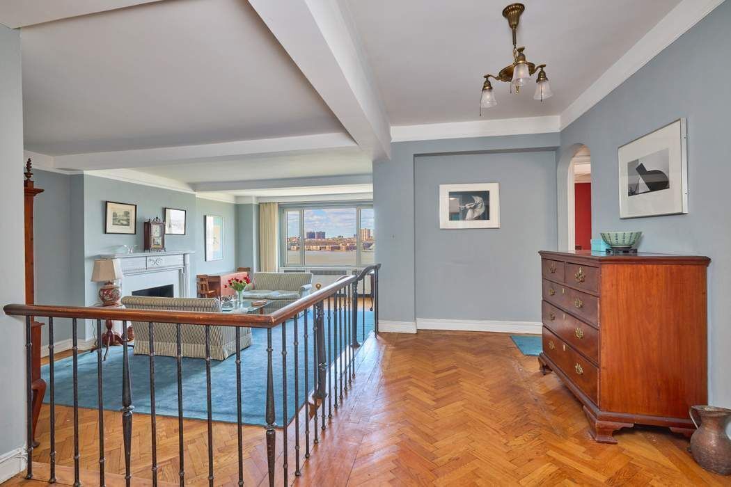 5 Riverside Drive Upper West Side New York NY 10023