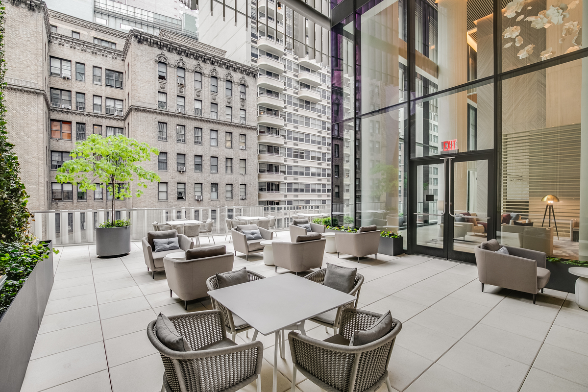 138 East 50th Street Turtle Bay New York NY 10022