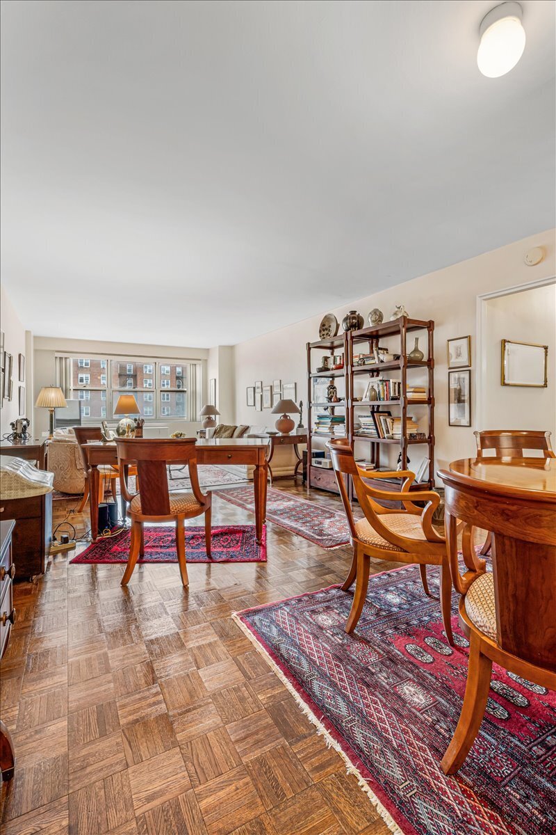 111-20 73rd Avenue 3c Forest Hills Queens NY 11375