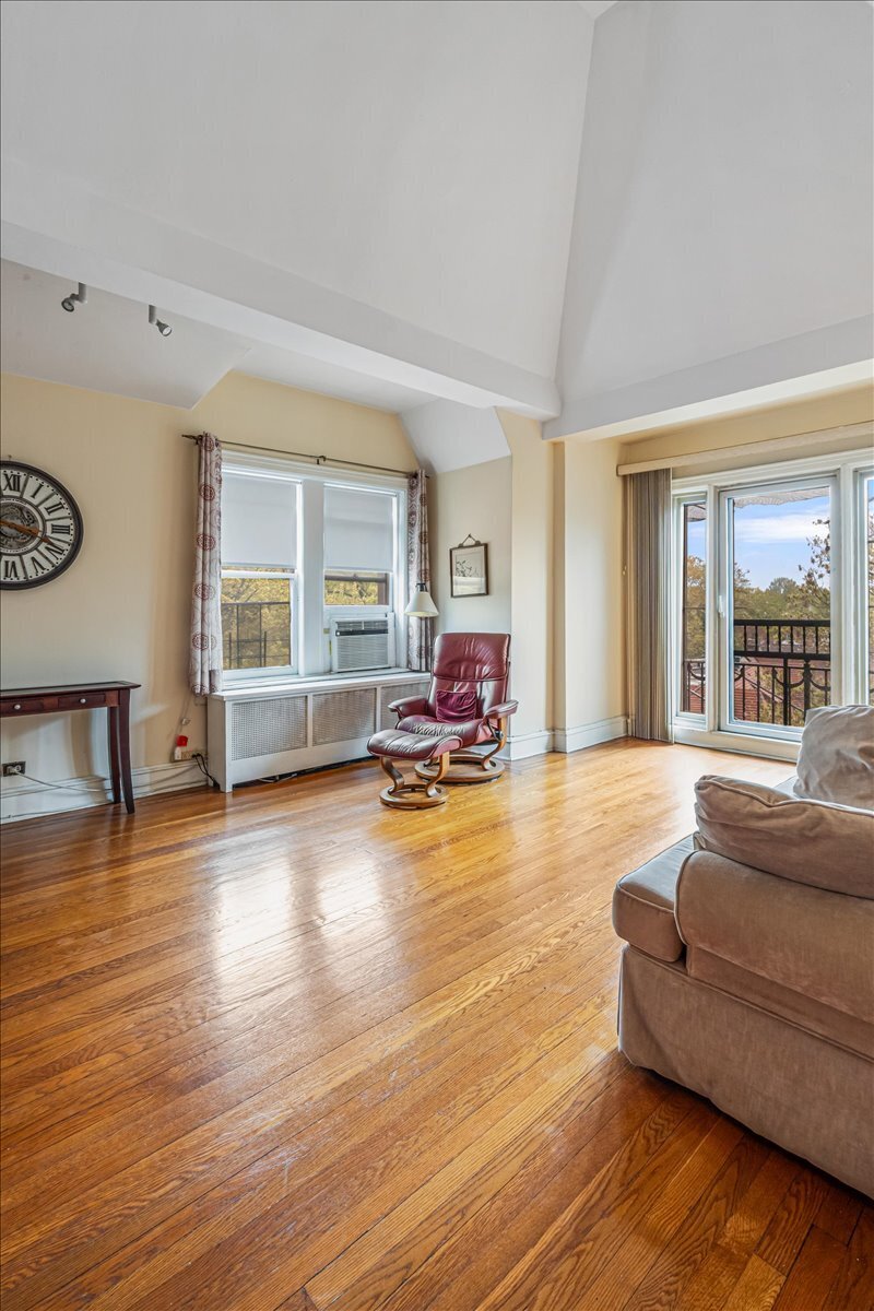 150 Burns Street 3H/3G Forest Hills Queens NY 11375
