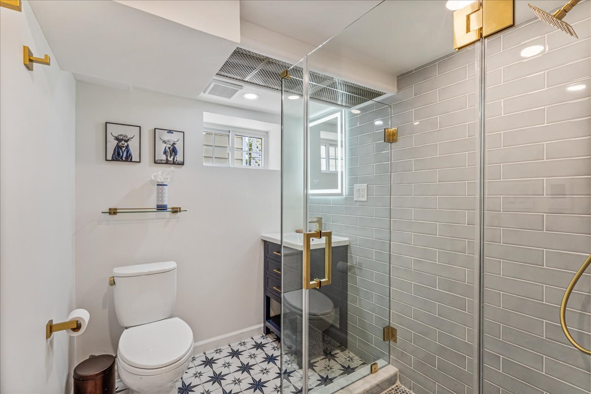 70-45 Manse Street Forest Hills Queens NY 11375