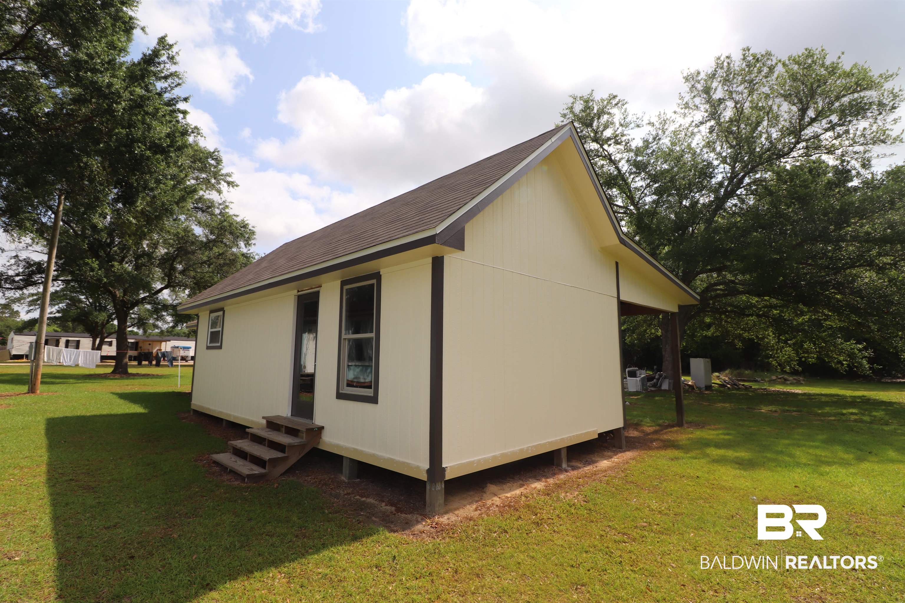 395890 | Photo 21