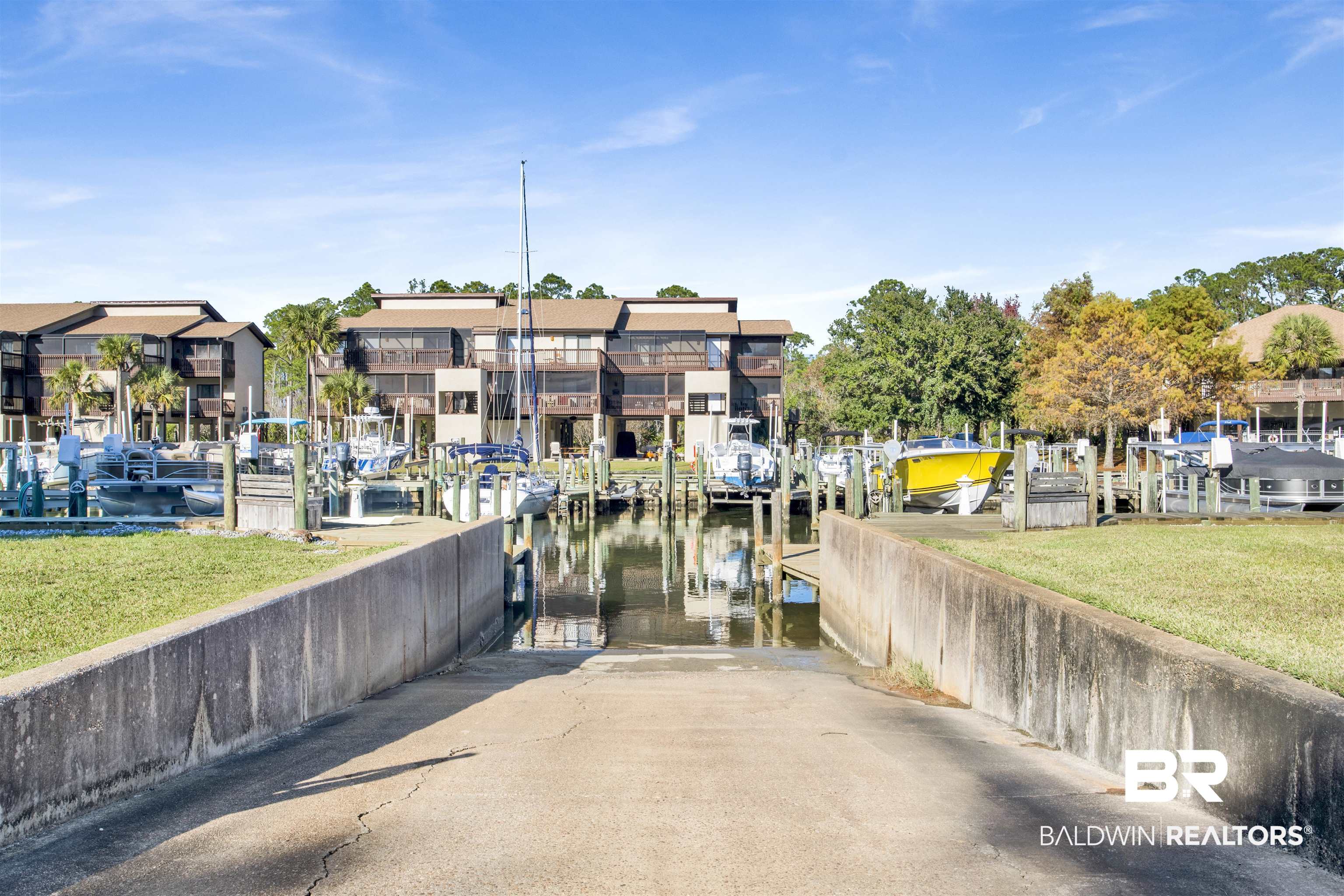 395701 | Photo 25