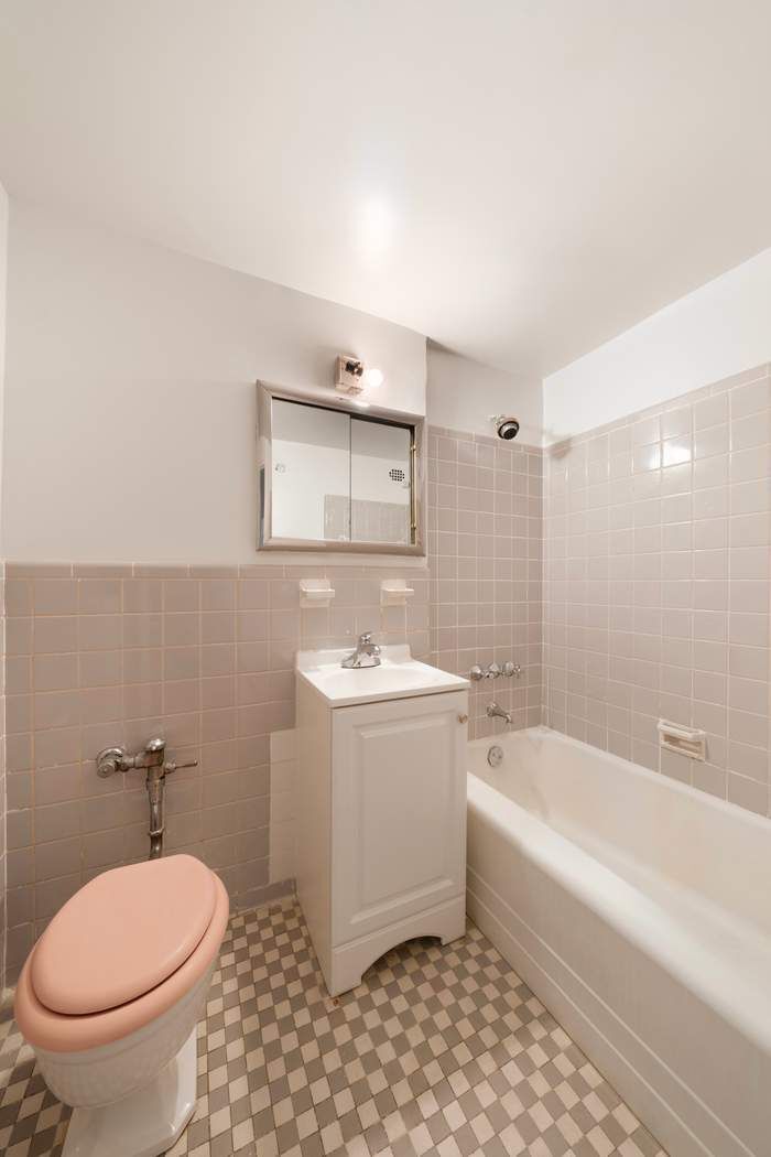 63 East 9th Street 3M Greenwich Village New York NY 10003