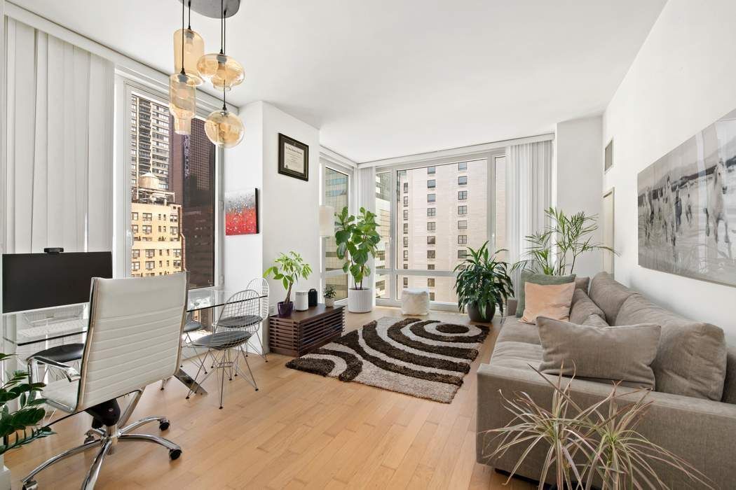 247 West 46th Street 1106 Midtown West New York NY 10036