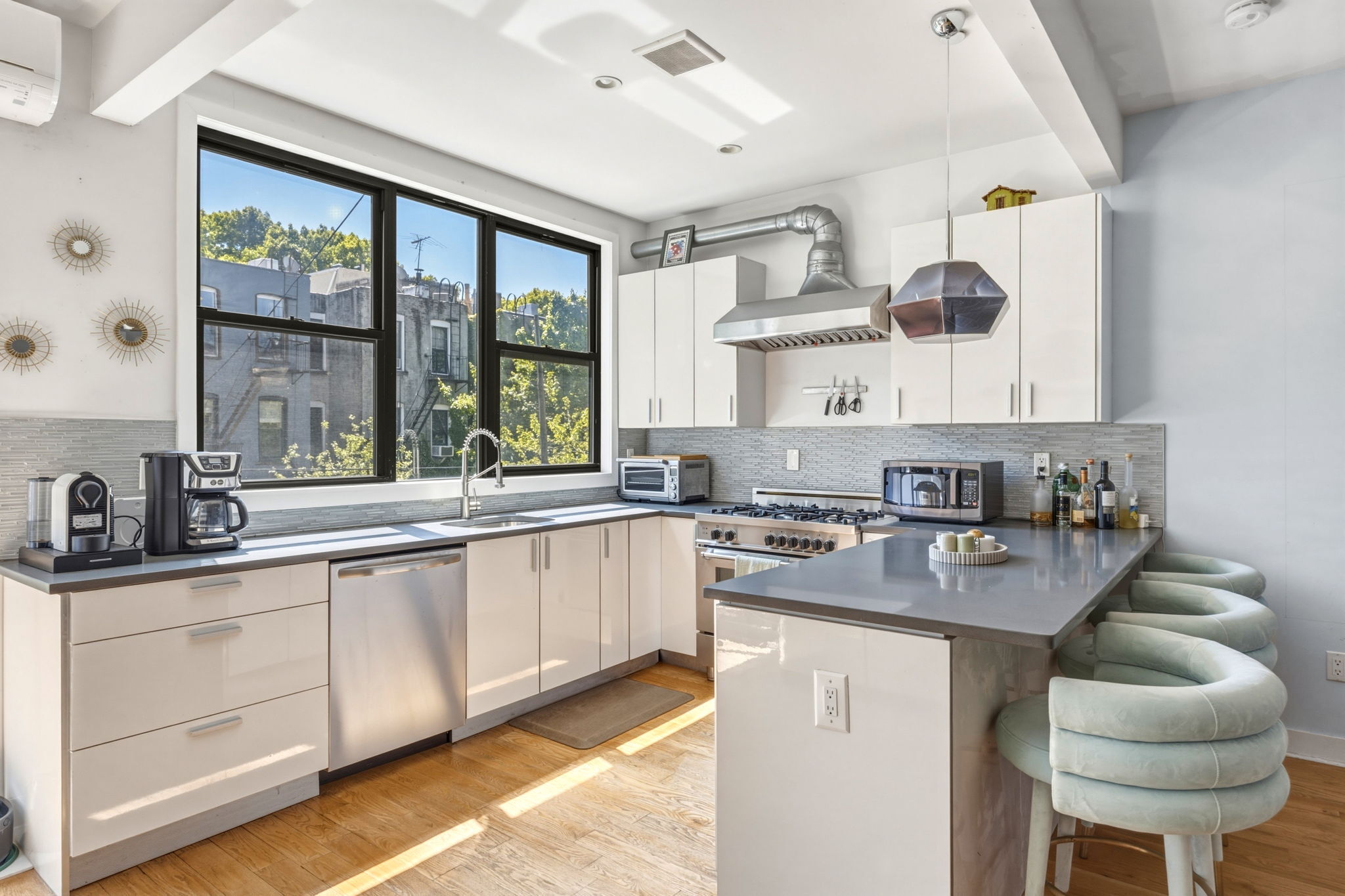 976 Madison Street 2 Bushwick Brooklyn NY 11221