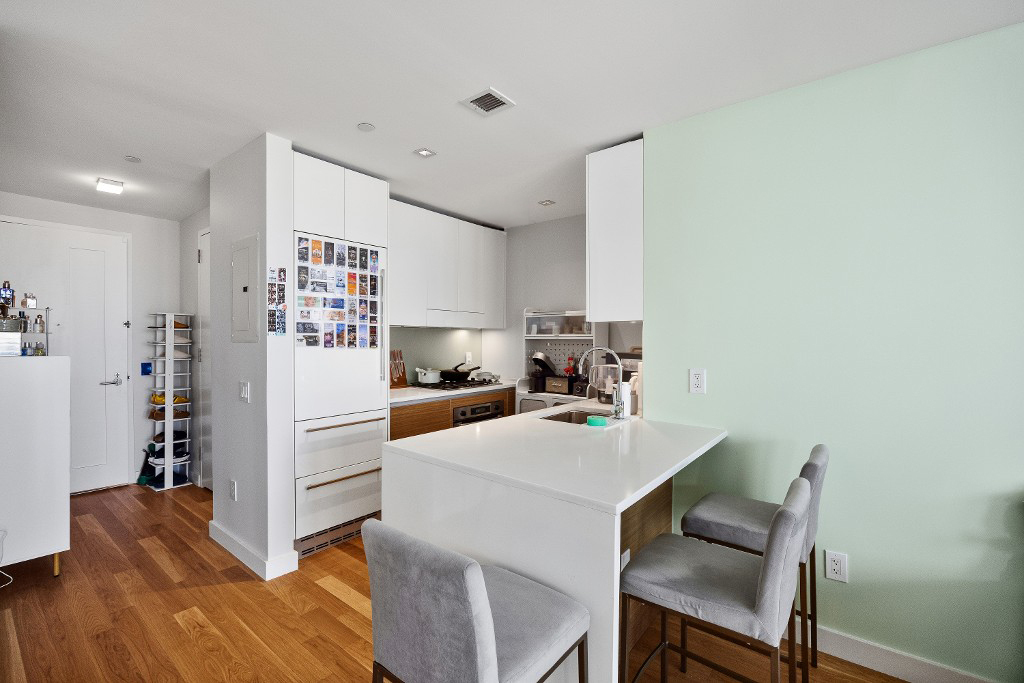 555 West 59th Street 23A Lincoln Square New York NY 10019