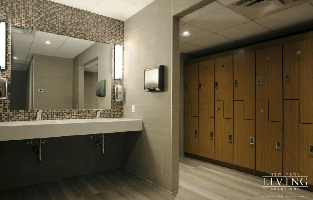 330 East 38th Street 51G Murray Hill New York NY 10016