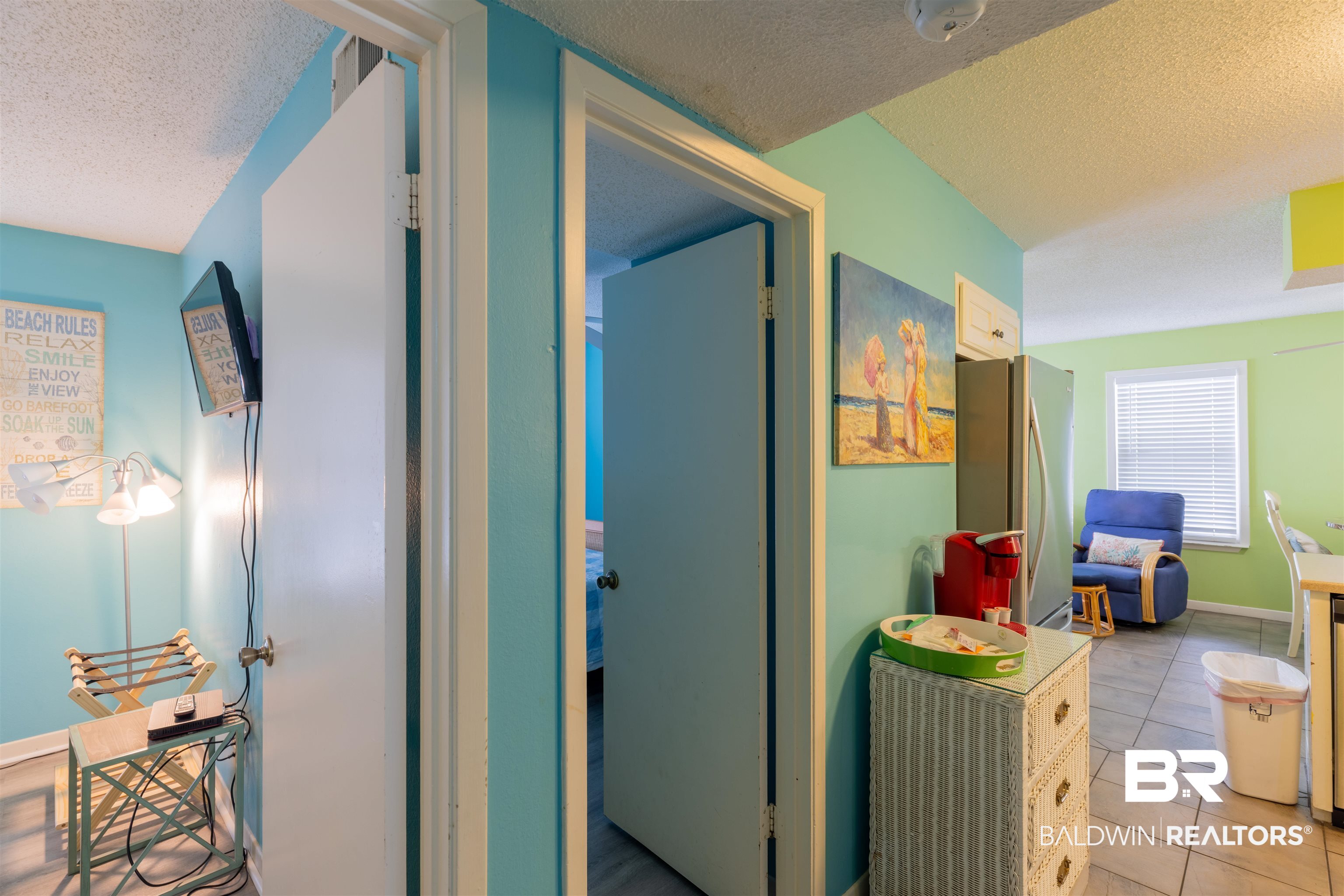 396170 | Photo 24
