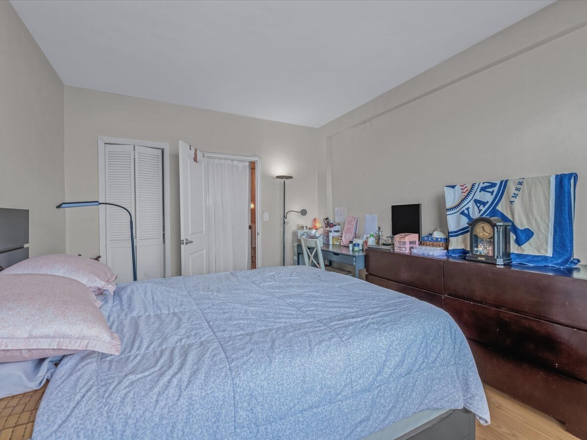99-05 63rd Drive 7R Forest Hills Queens NY 11374