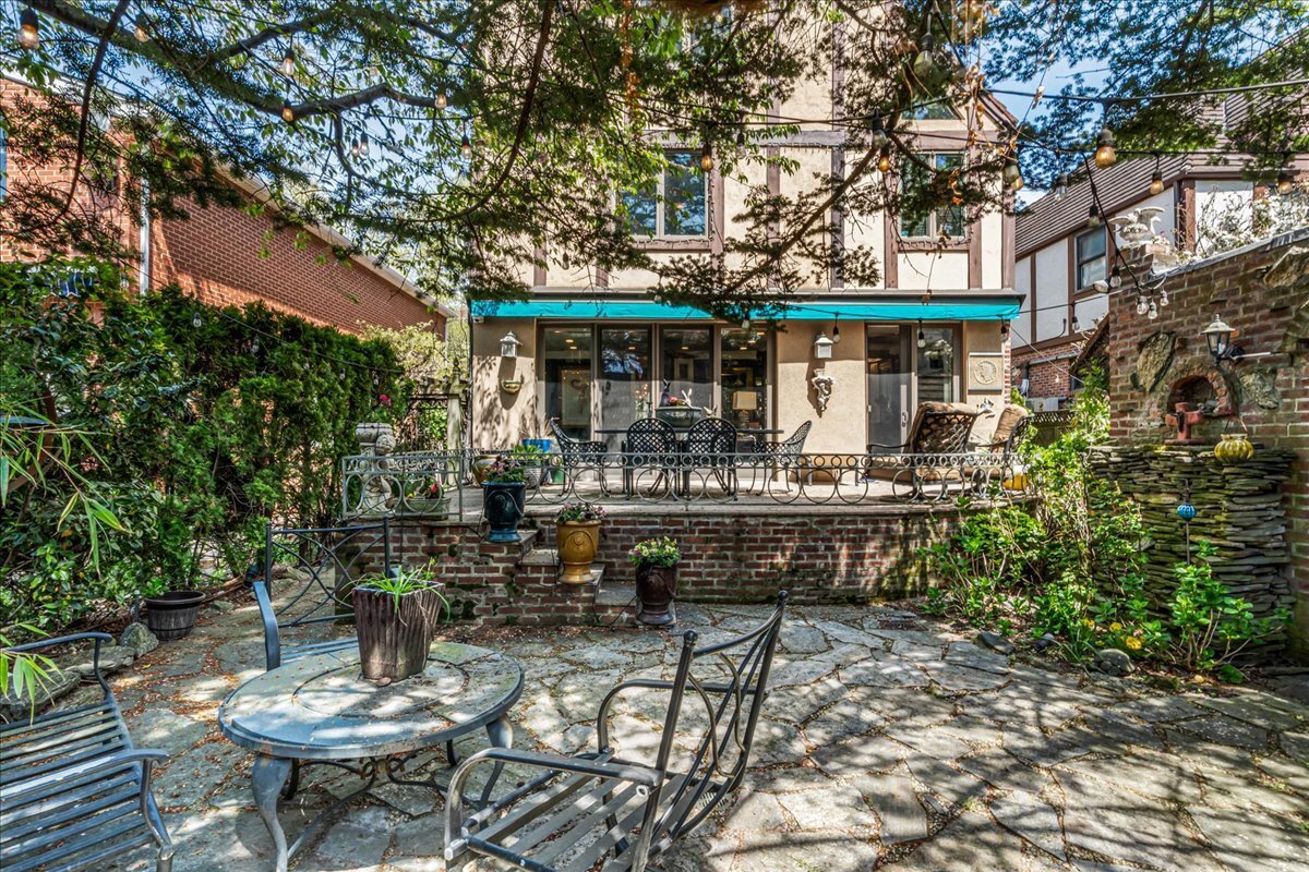 70-36 Kessel Street Forest Hills Queens NY 11375