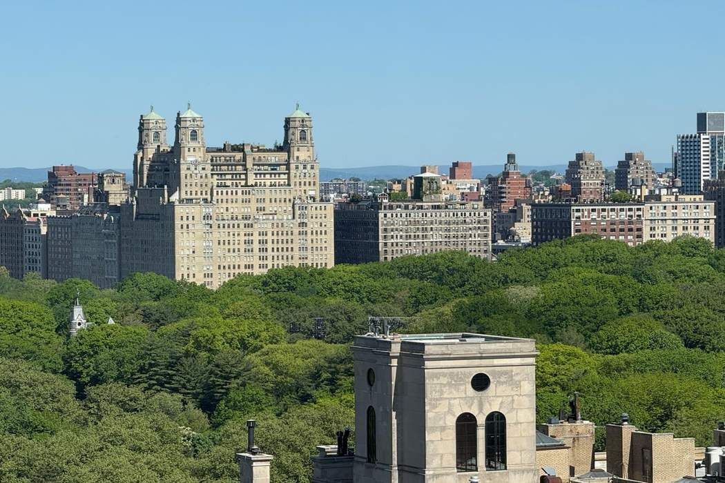 35 East 76th Street 2401 Upper East Side New York NY 10021