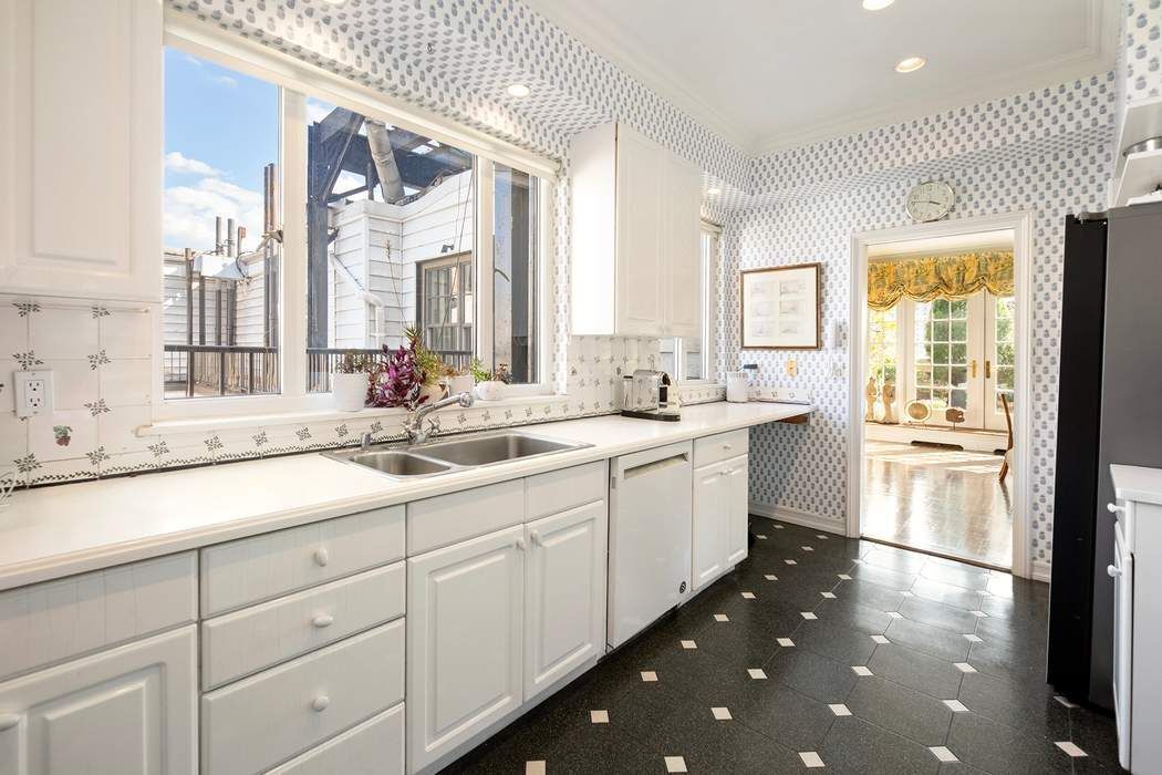 1155 Park Avenue PH Carnegie Hill New York NY 10128
