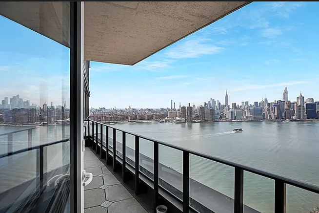 21 India Street 33B Greenpoint Brooklyn NY 11222