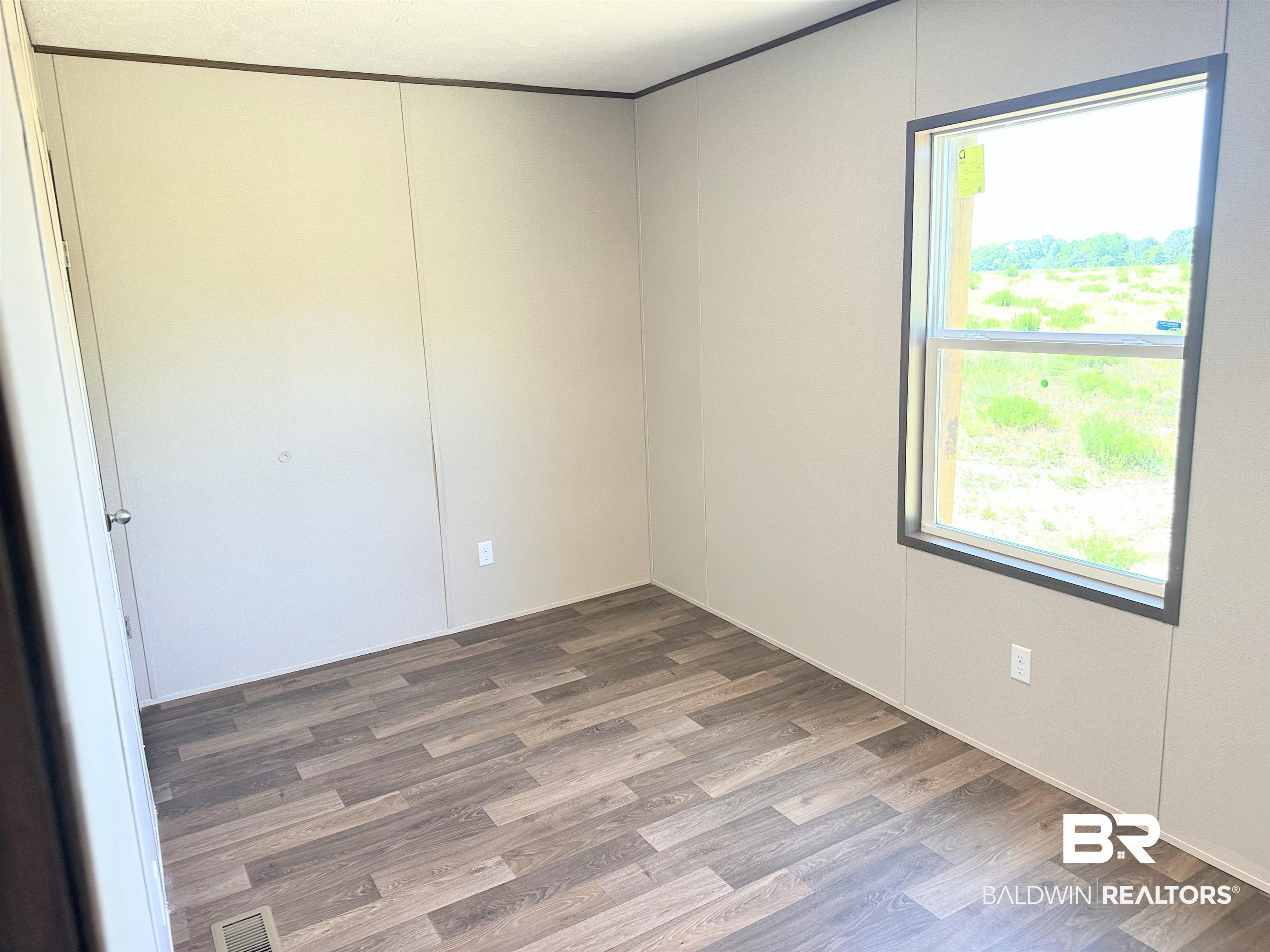 396313 | Photo 10