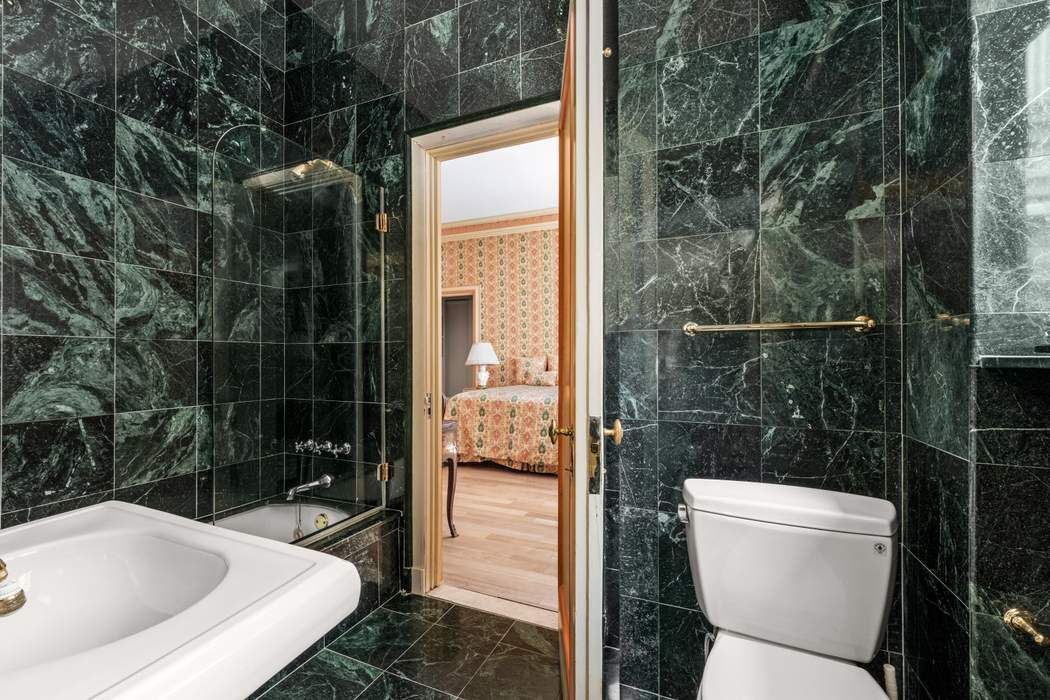 521 Park Avenue 10C Upper East Side New York NY 10065