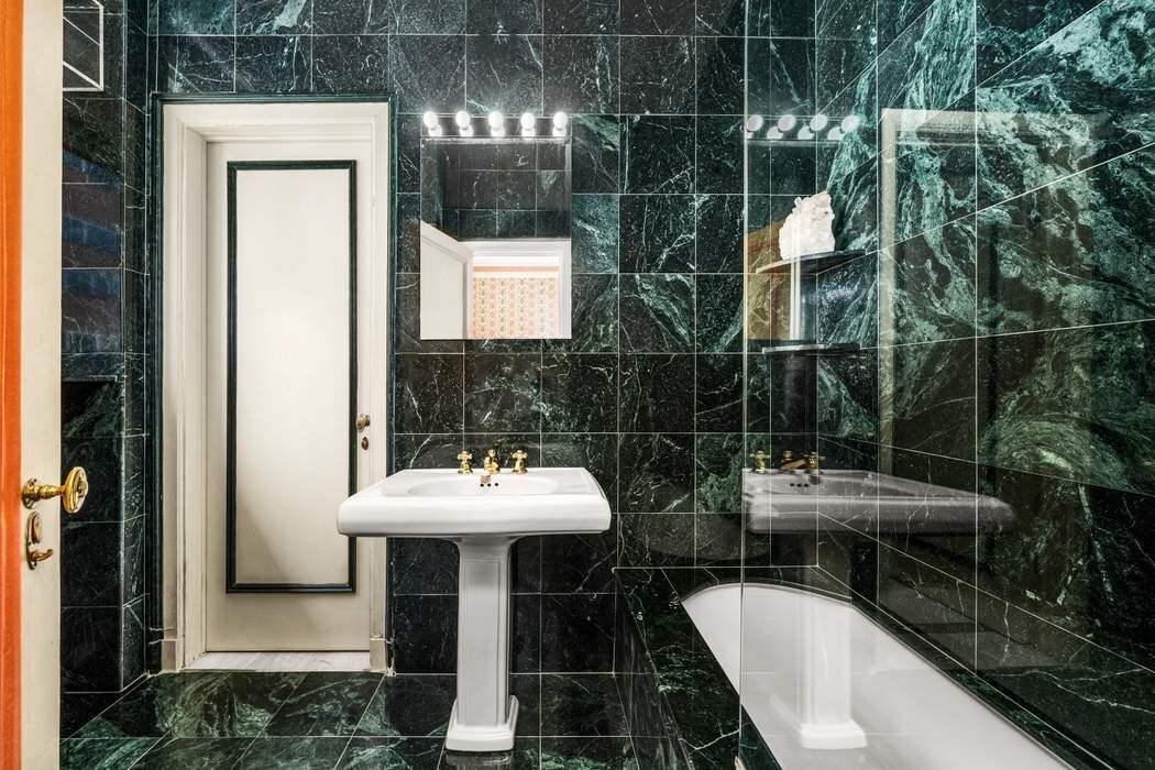 521 Park Avenue 10C Upper East Side New York NY 10065
