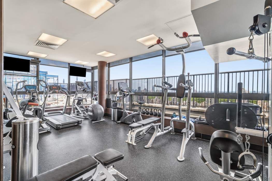 171 East 84th Street 17C Upper East Side New York NY 10028