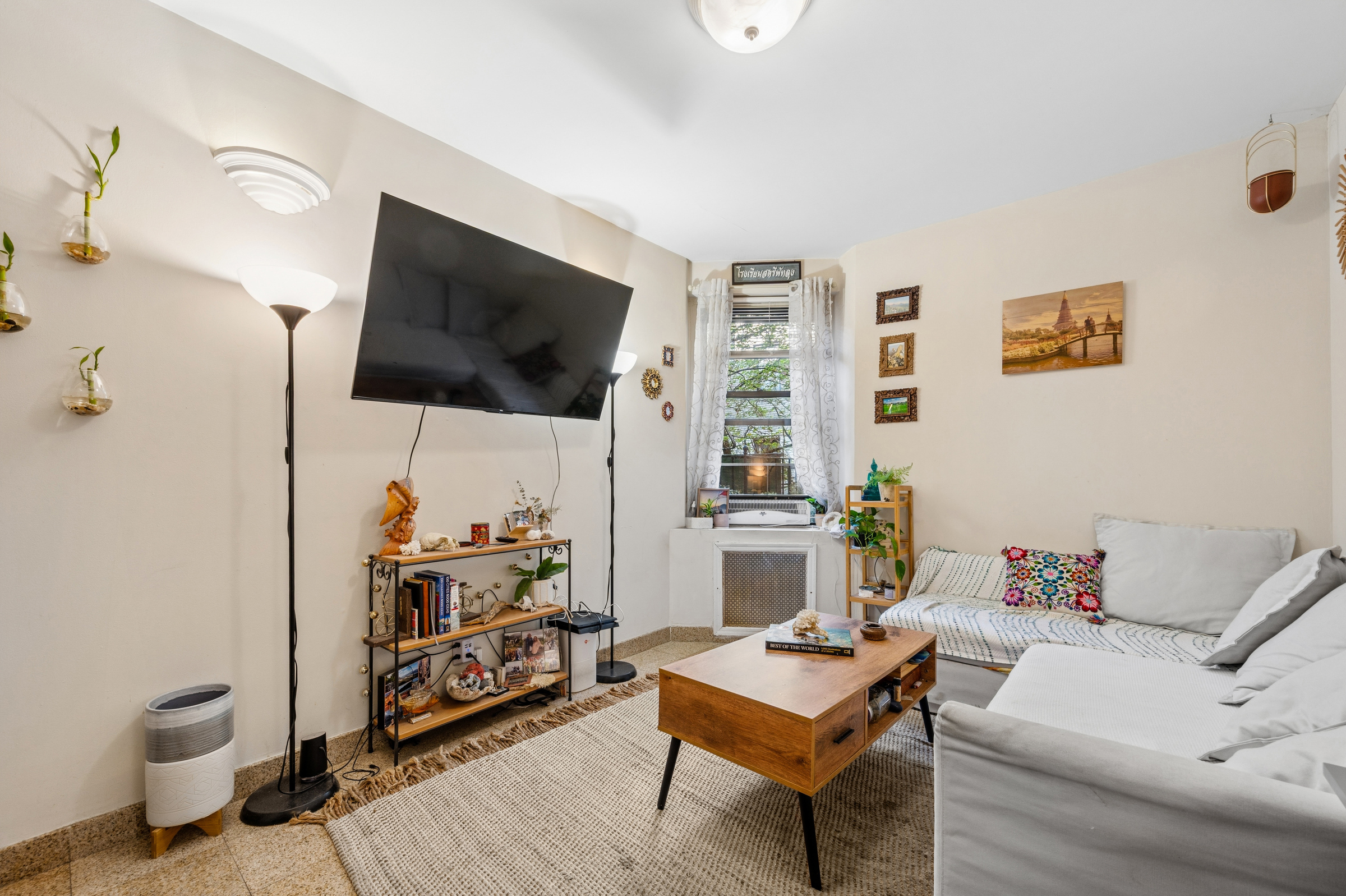 21-06 35th Street 2C Steinway-Ditmars Queens NY 11105