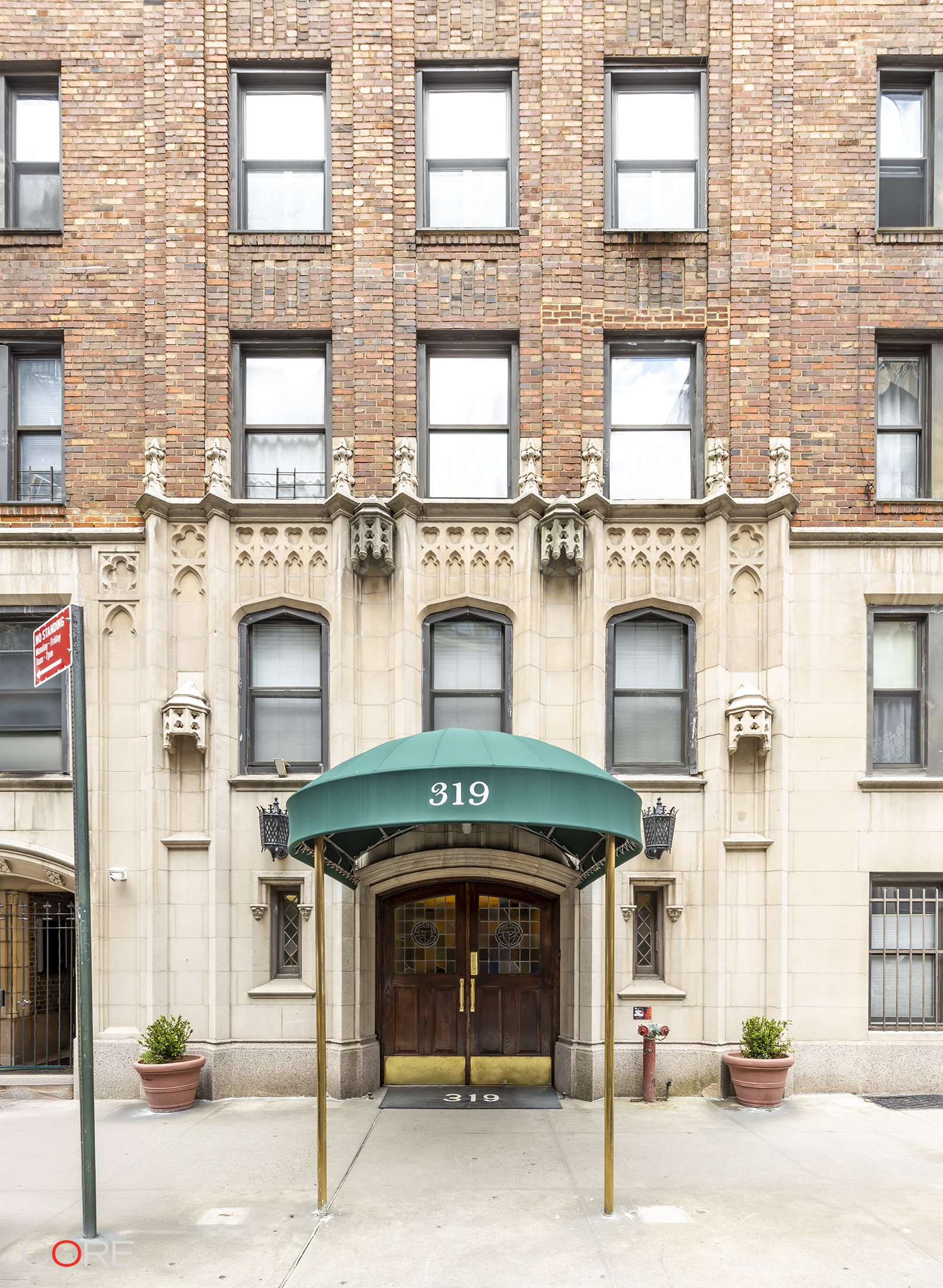 319 East 50th Street 12G Turtle Bay New York NY 10022