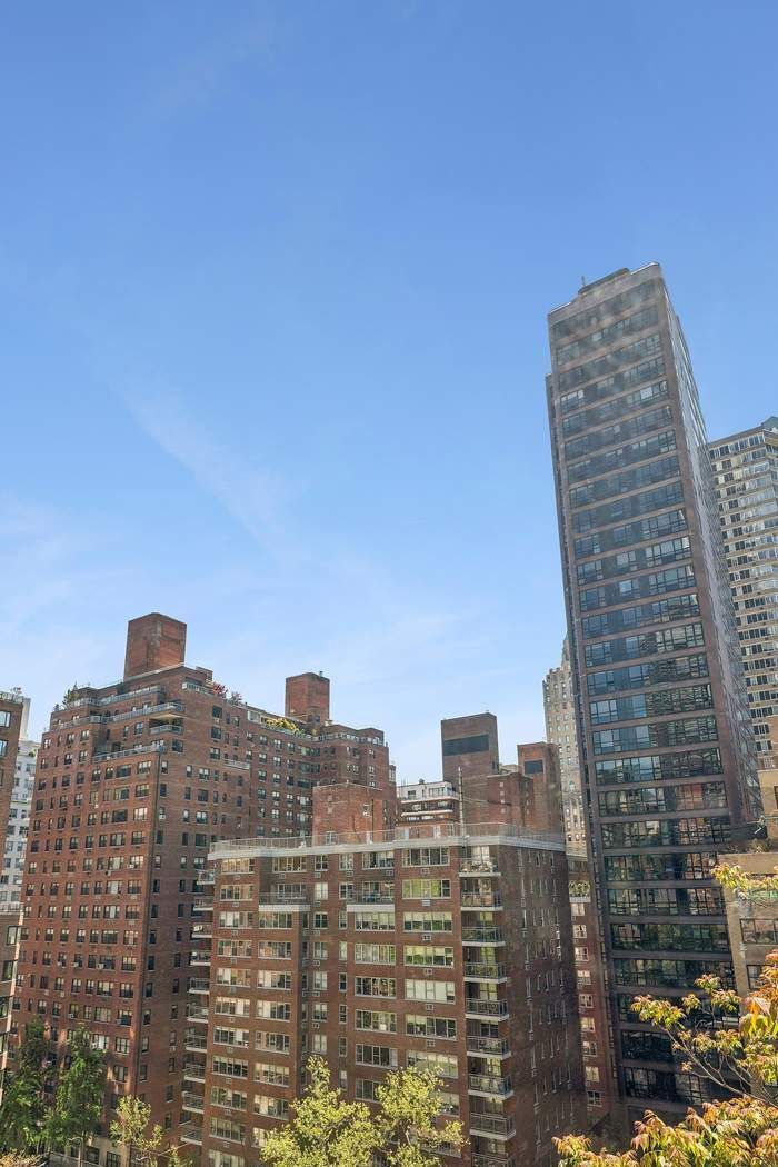 430 East 56th Street 9B Sutton Place New York NY 10022