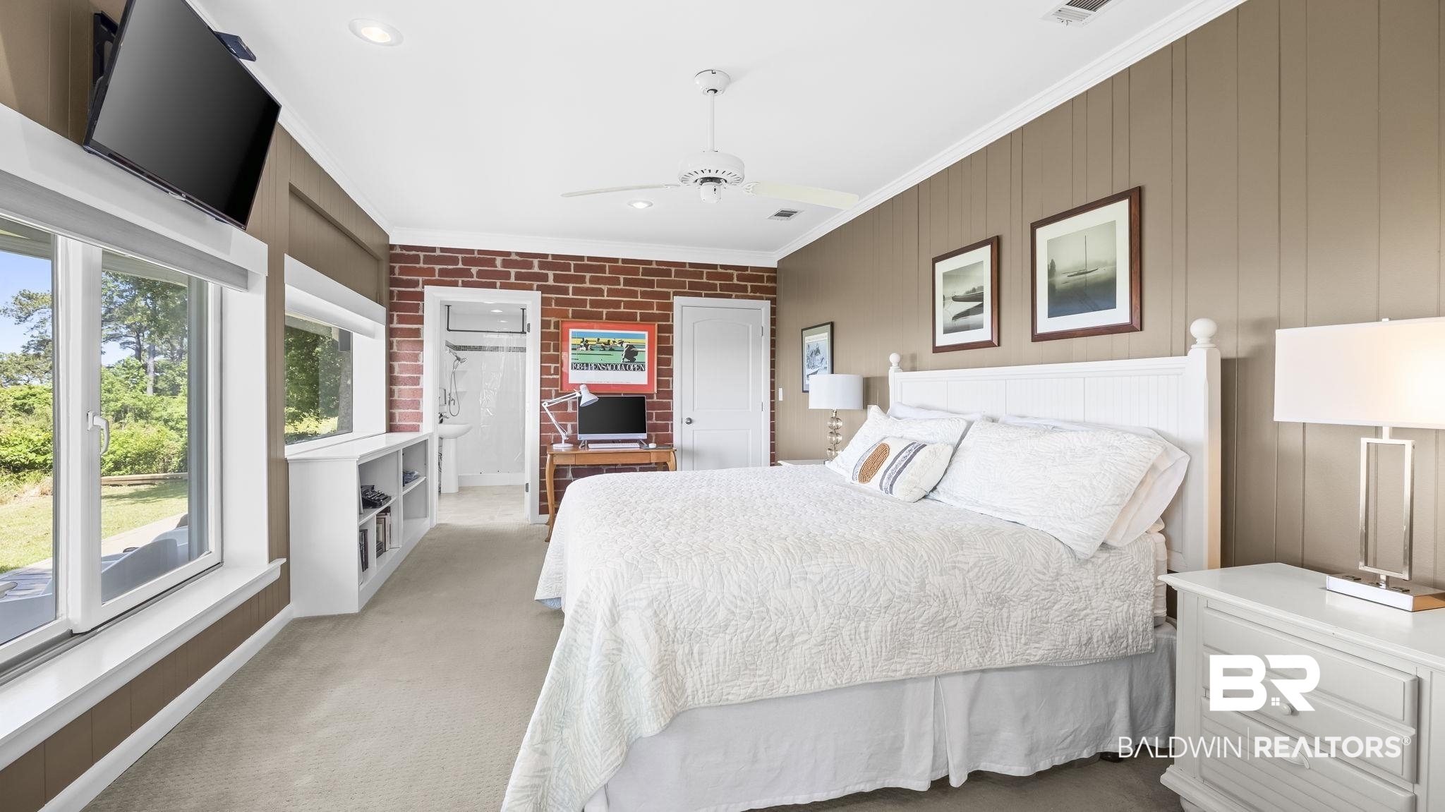 396425 | Photo 31