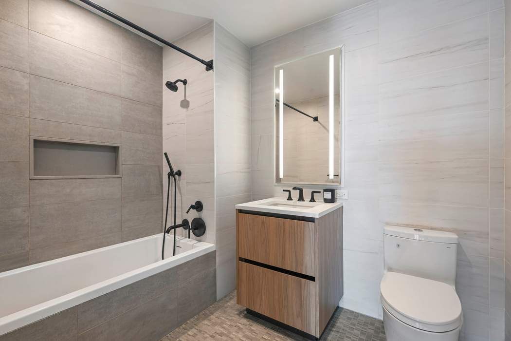 11 Hancock Place PH206 West Harlem New York NY 10027
