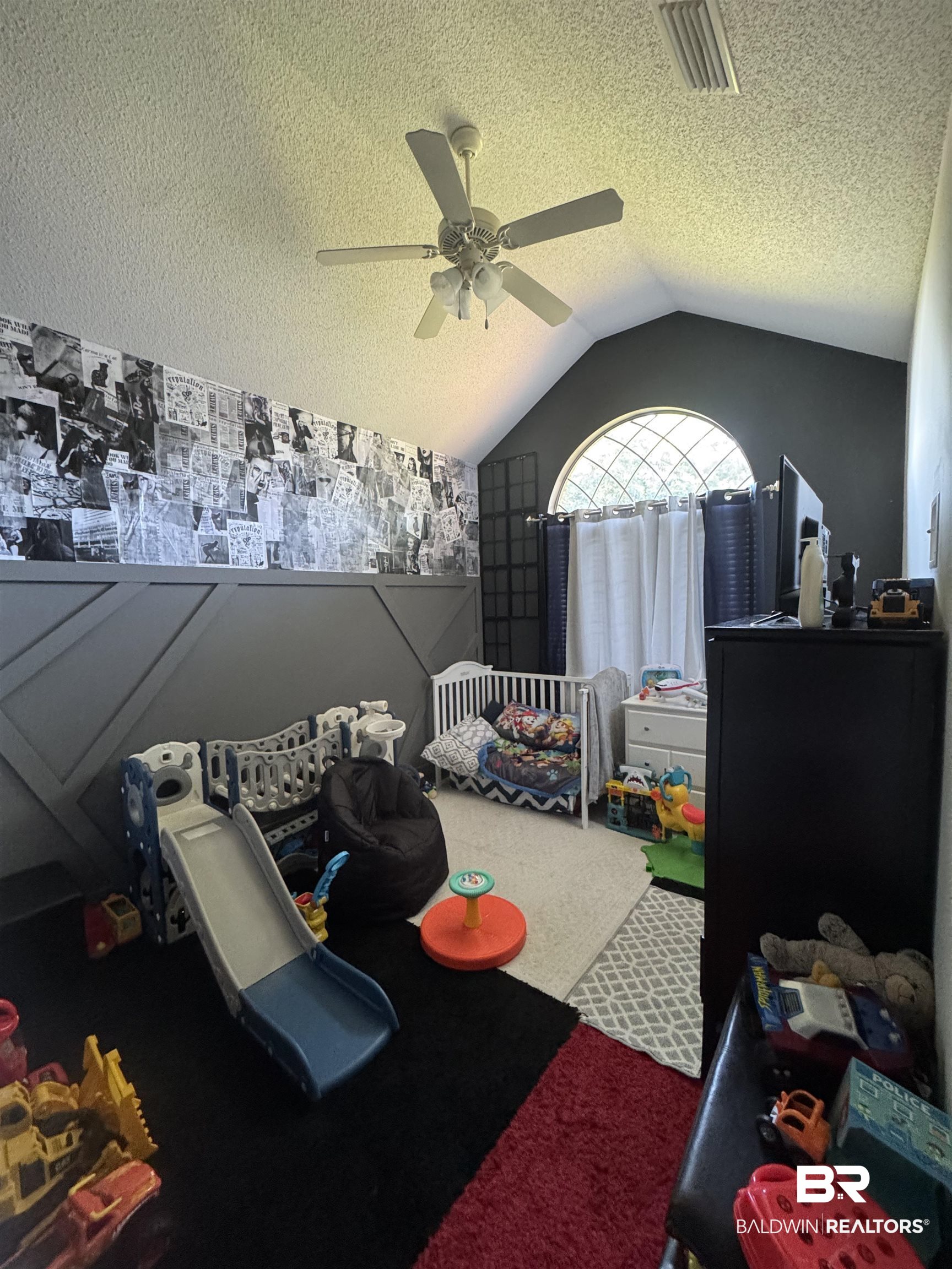395936 | Photo 11