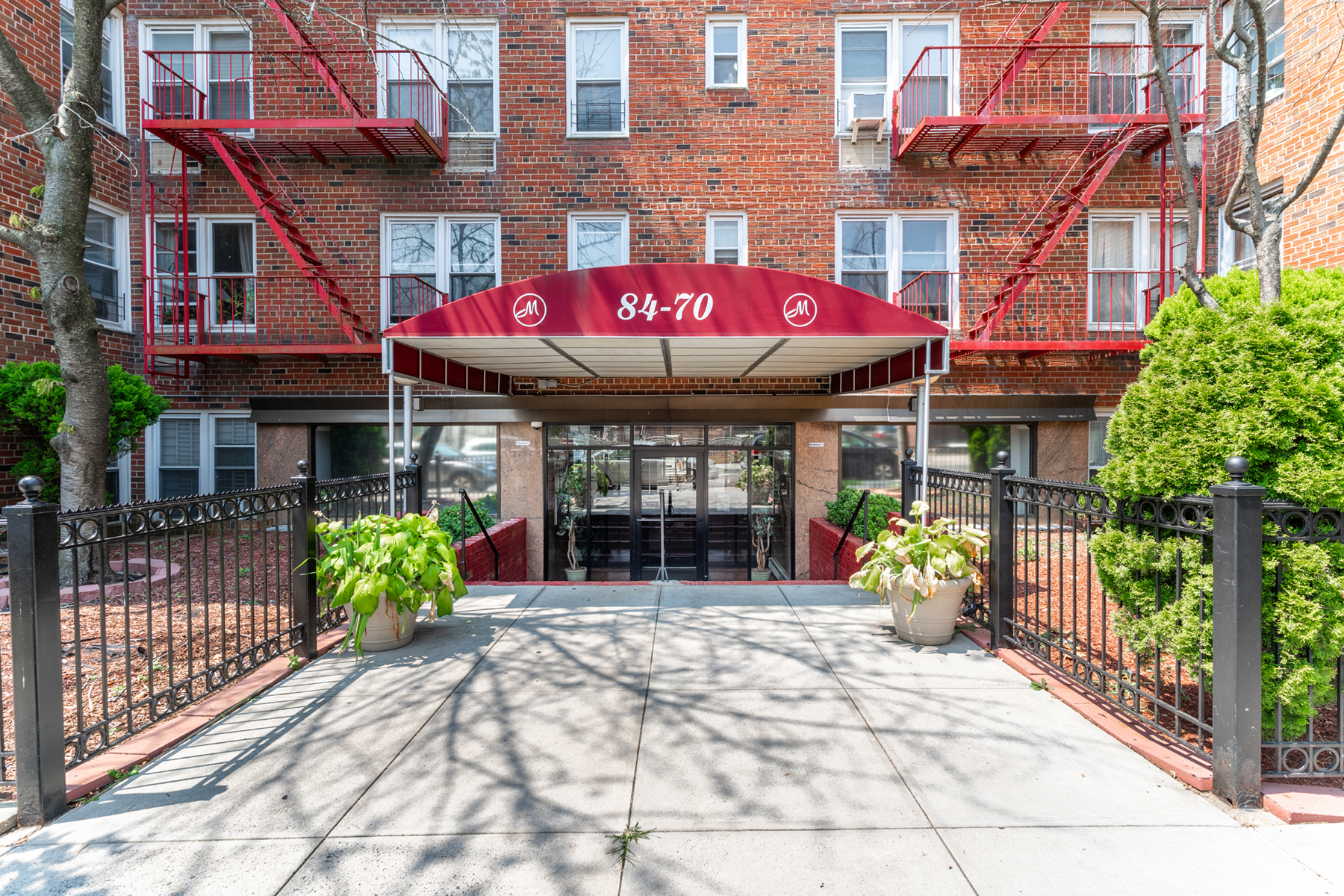 84-70 129th Street 5R Kew Gardens Queens NY 11415