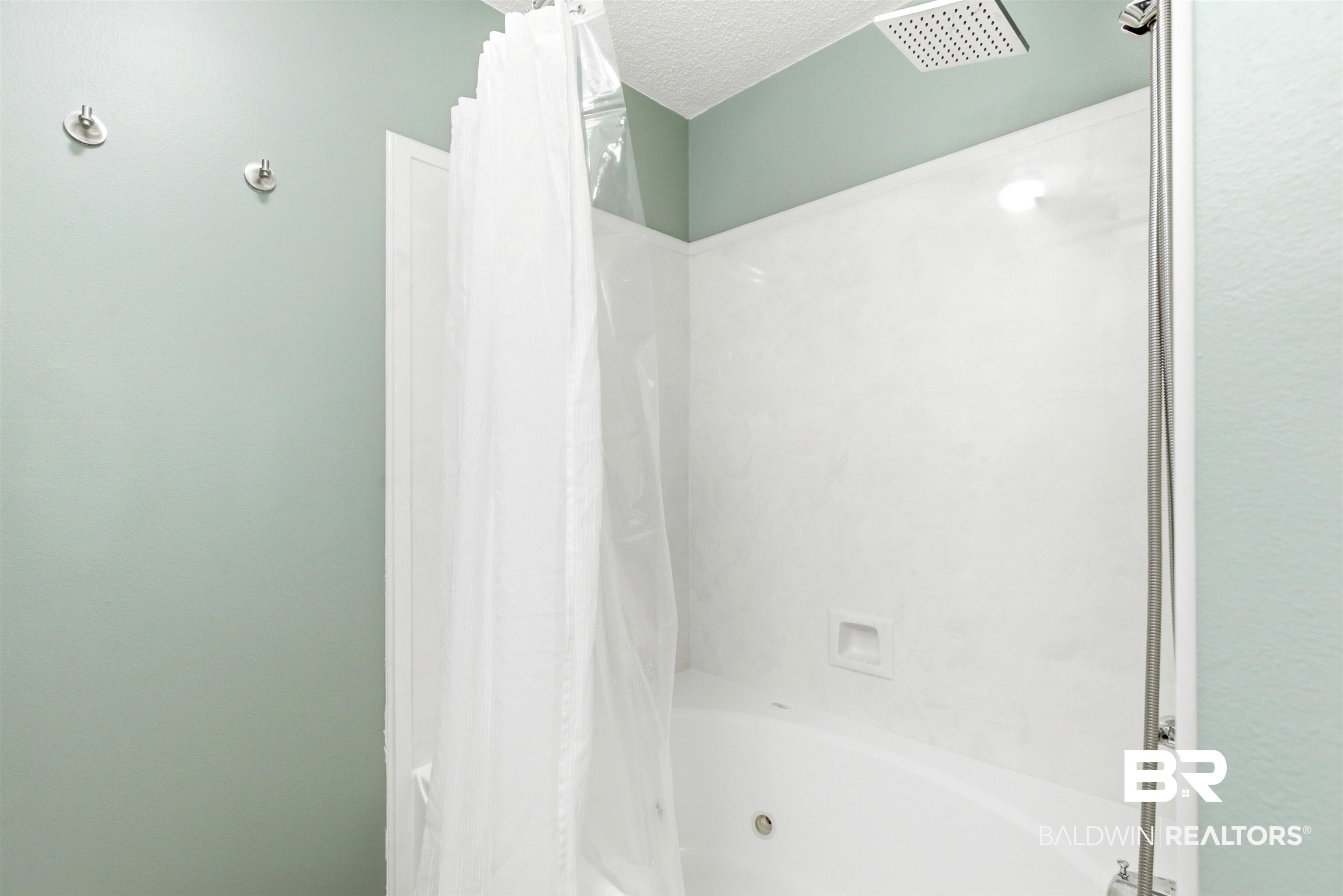 395968 | Photo 23