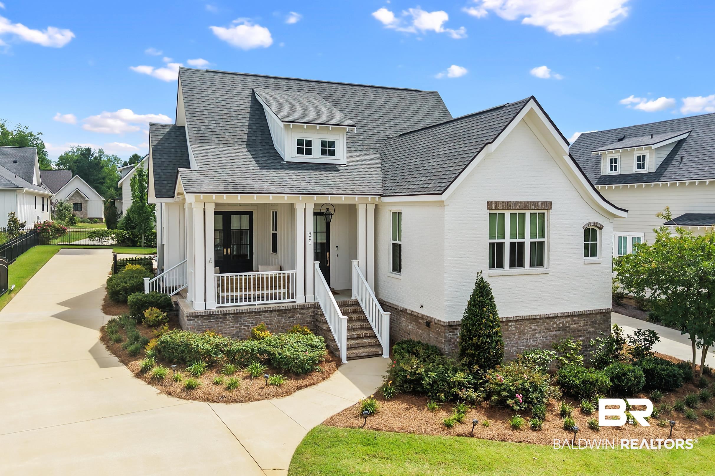 901 Geranium Drive 