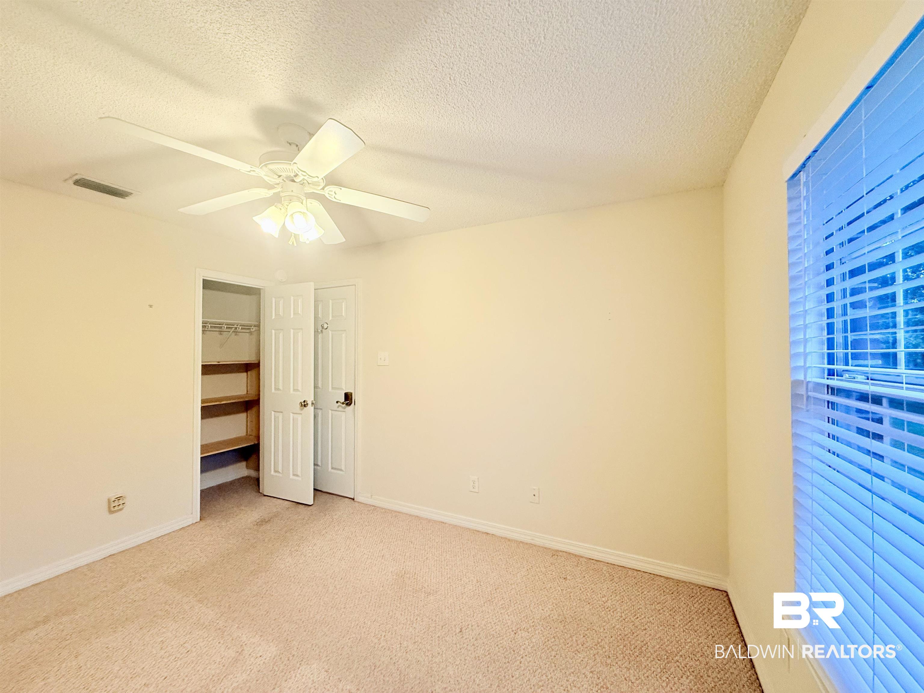 392740 | Photo 12